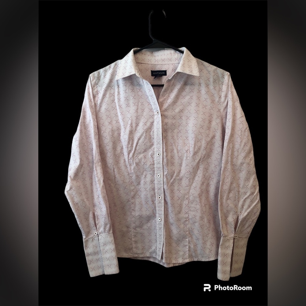 Women’s Ann Taylor blouse​